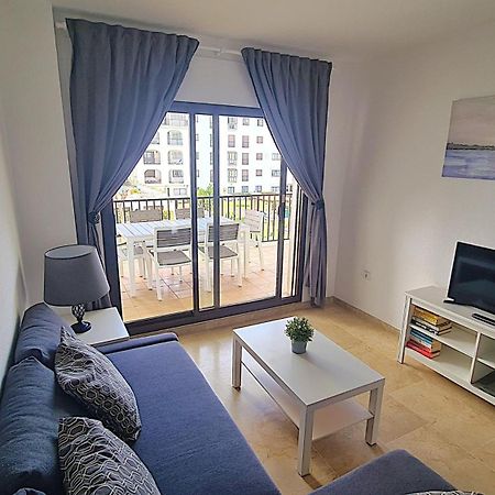 Lovely 2-Bed Apartment In Marina De La Duquesa Castillo de Sabinillas ภายนอก รูปภาพ