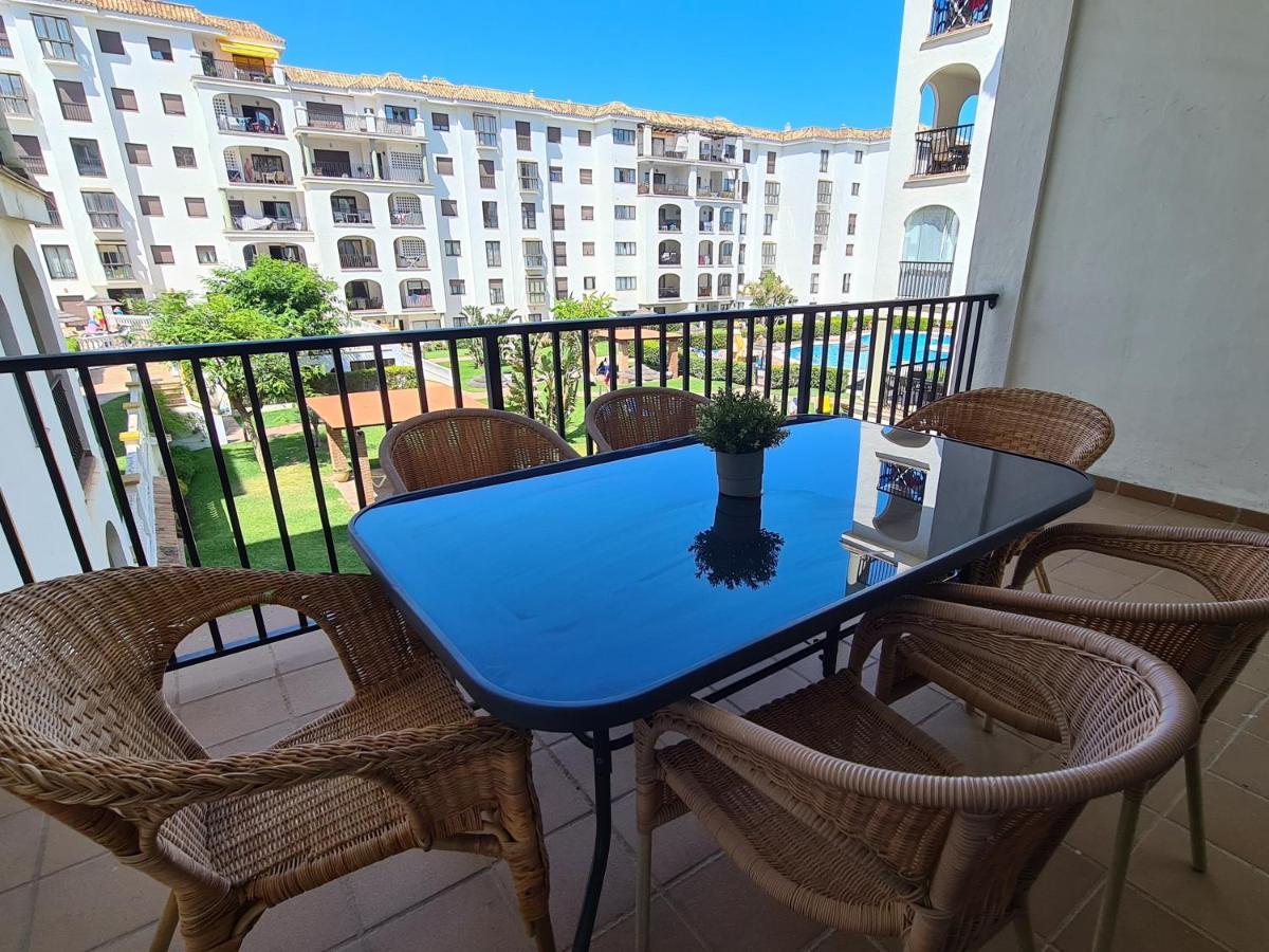 Lovely 2-Bed Apartment In Marina De La Duquesa Castillo de Sabinillas ภายนอก รูปภาพ